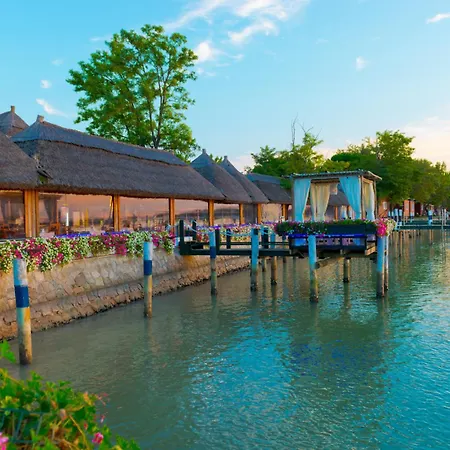 Complesso Solarium Apartment Bibione